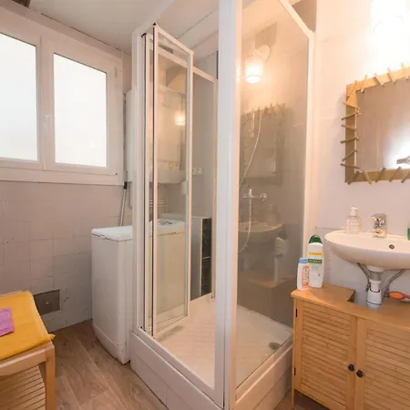 Private In Shared Paris